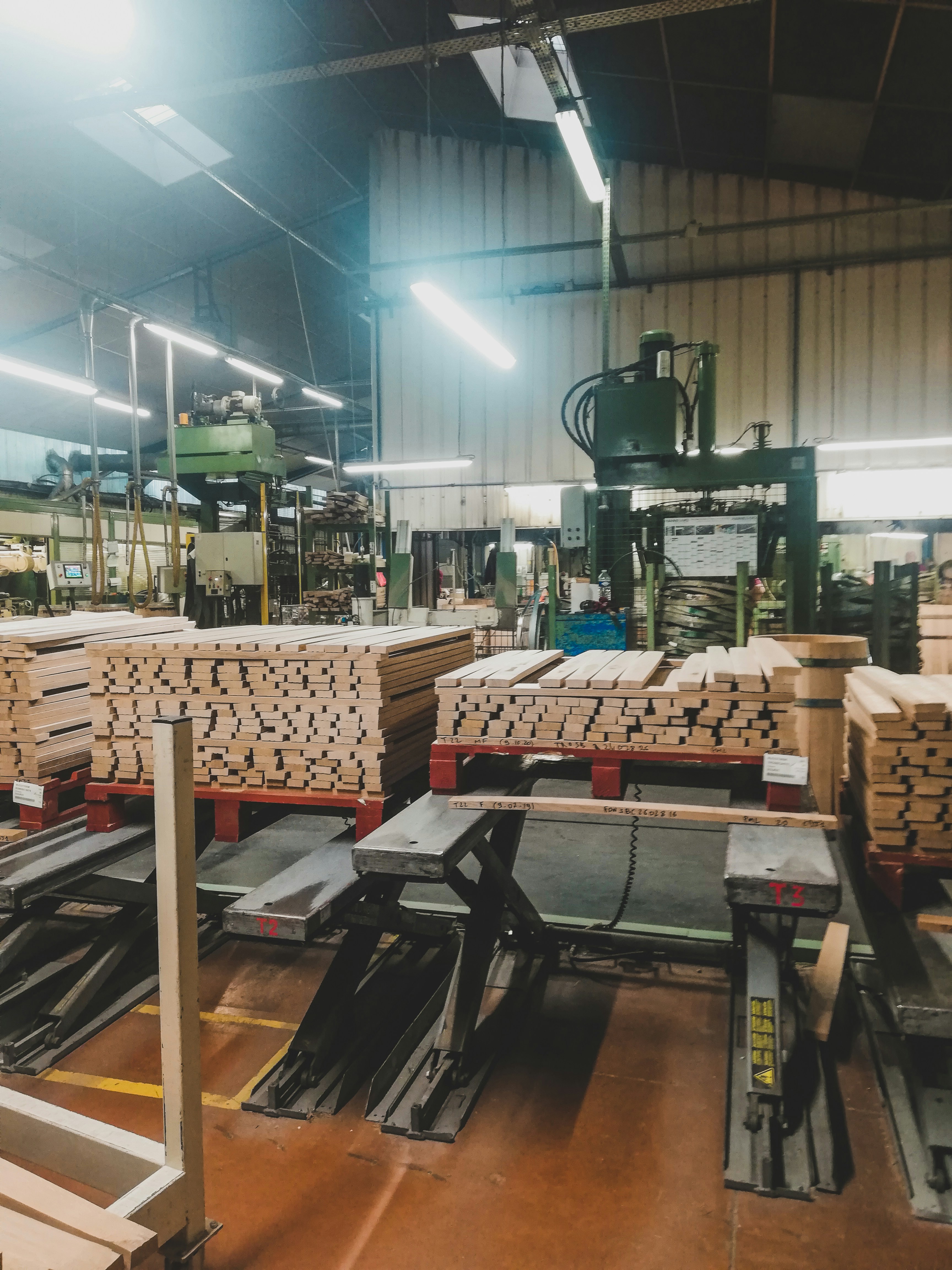 Plywood Manufacturing Process: What Importers Should Check in 2026